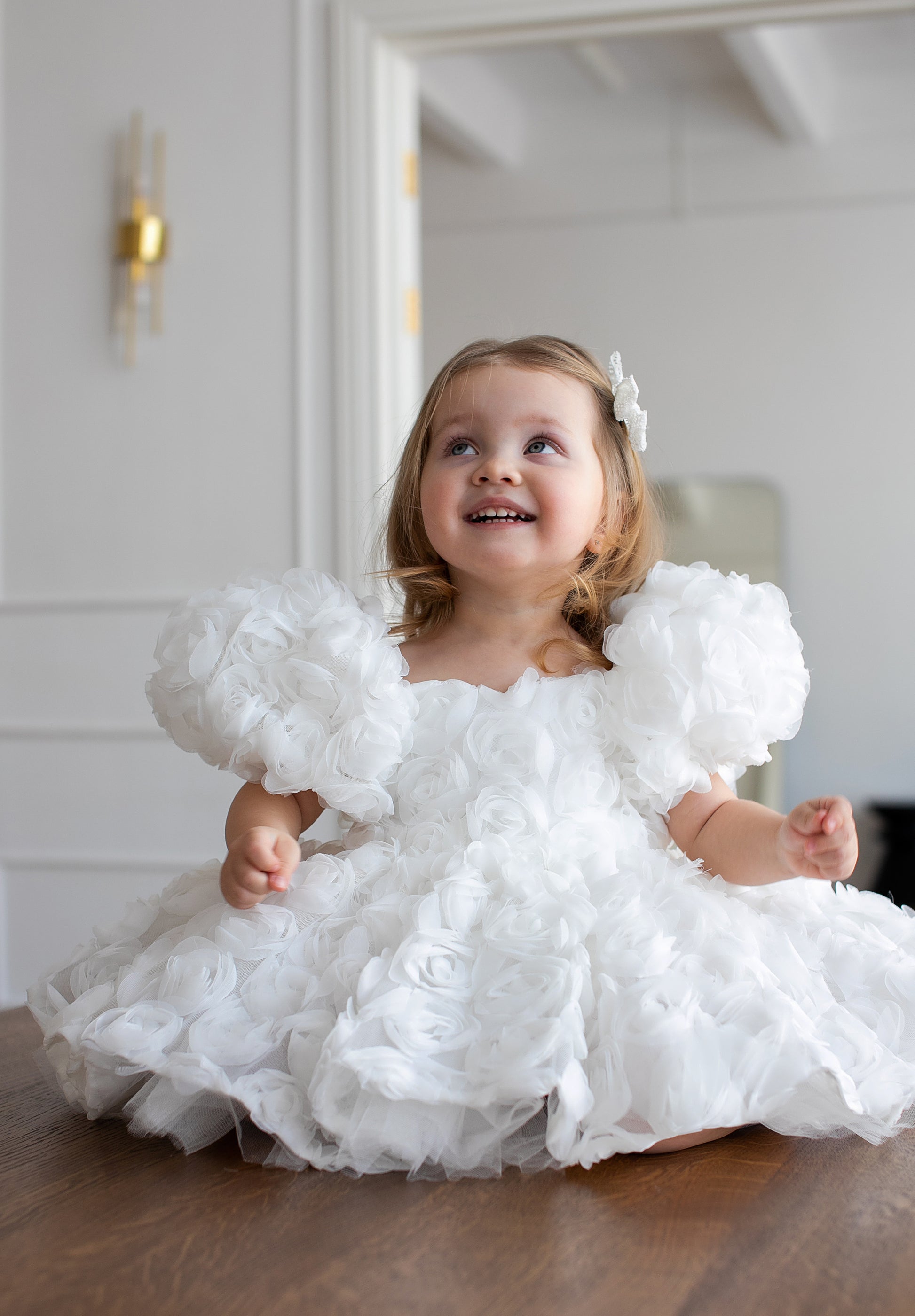 ROBE FLEURS 3D ROSE ROSES EN RELIEF MANCHES BOUFFANTES