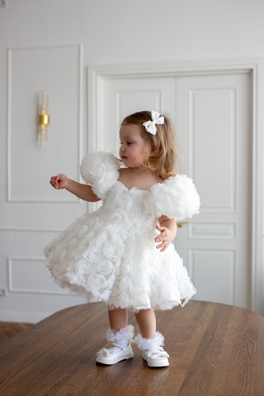 Robe fleur fille 2 ans blanche  De face 